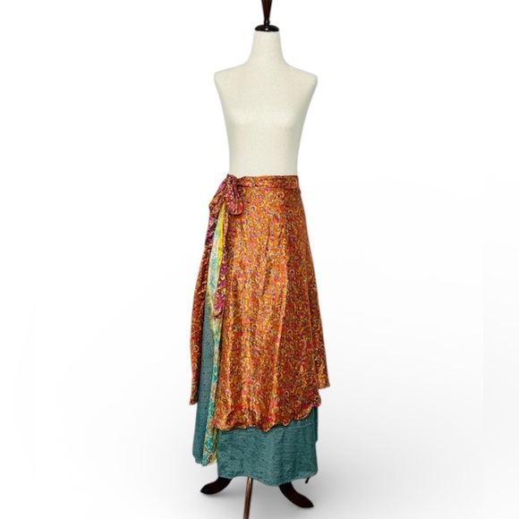 Vintage Reversible Sari Layered Wrap Maxi Skirt Bohemian Multicolor Fabrics OS - Picture 2 of 15